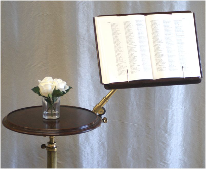 7015 Antique Reading Table by Leveson London (8)